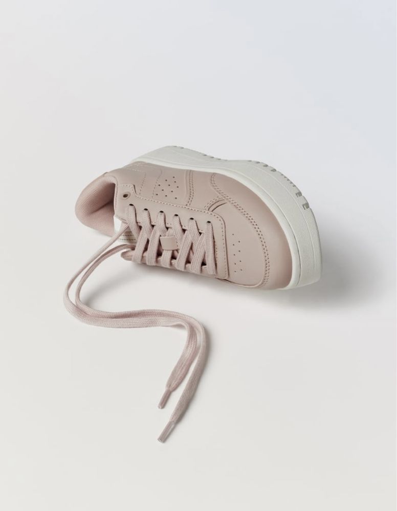 Нові кросівки від Zara, розмір 37