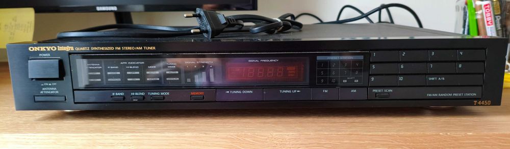 Tuner Onkyo Integra T-4450 czarny