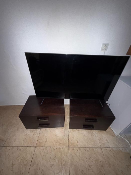 2 mesas de cabeceira carvalho escuro