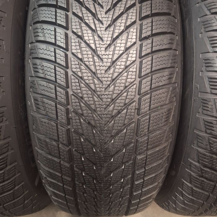 Opony zimowe Goodyear ULTRA GRIP PERFORMANCE 3  225/55/17  101V