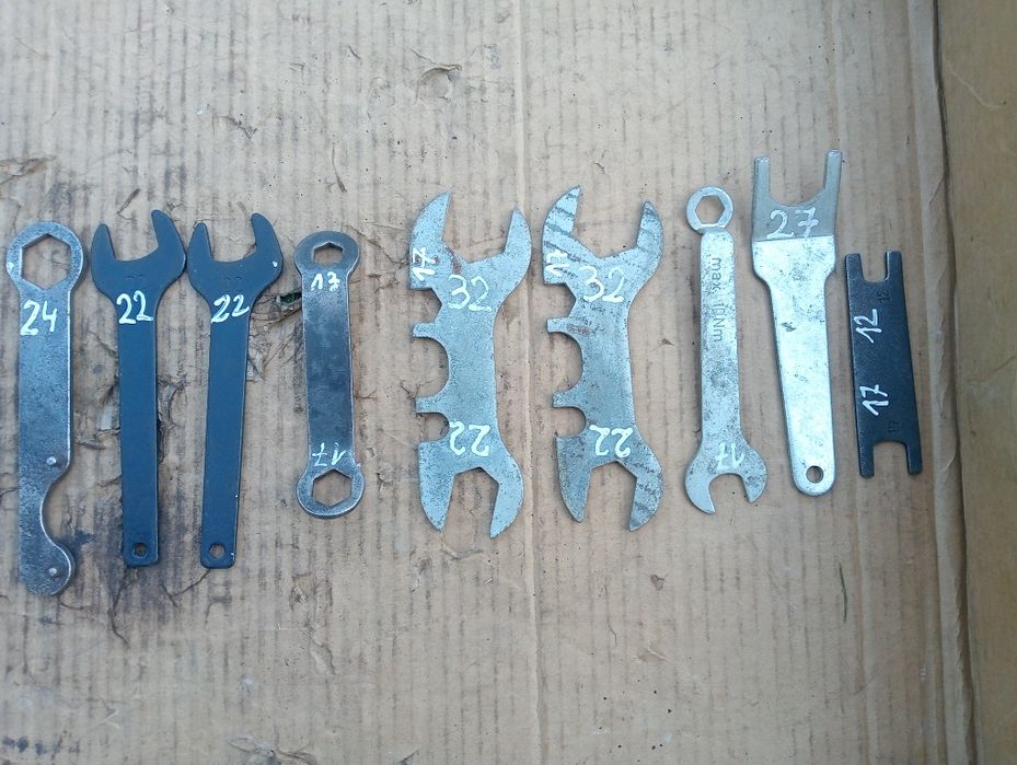 Stare nietypowe klucze z epoki PRL