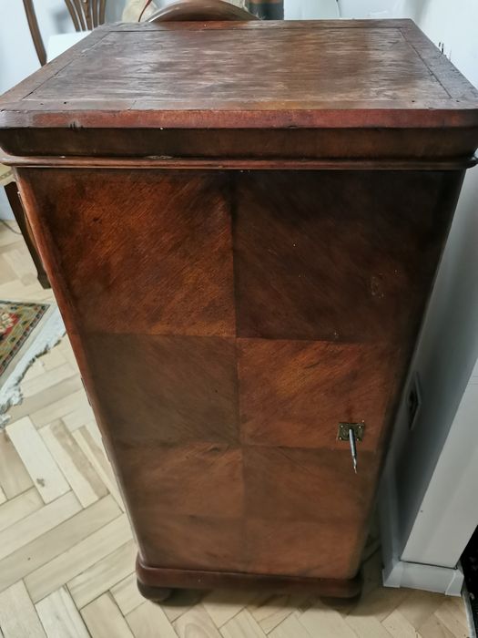 Szafka z fabryki S. Manne. art déco przedwojenny mebel kolekcjonerski