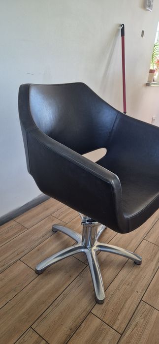 Fotel fryzjerski skórzany czarny beauty star