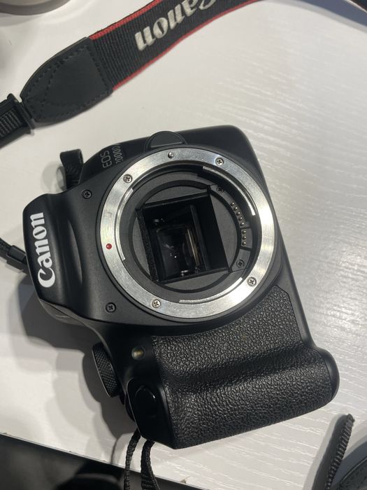 aparat lustrzanka canon 2000d