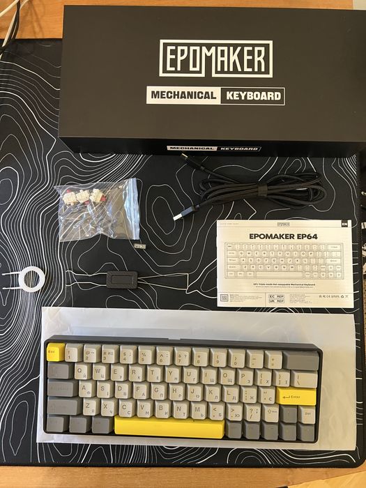 Продаю клавіатуру провідну-безпровідну Epomaker EP64 65% відсотків