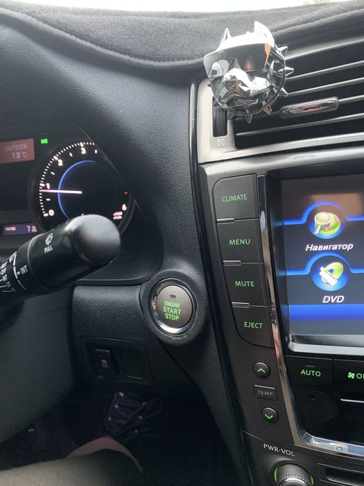 Продам Lexus IS