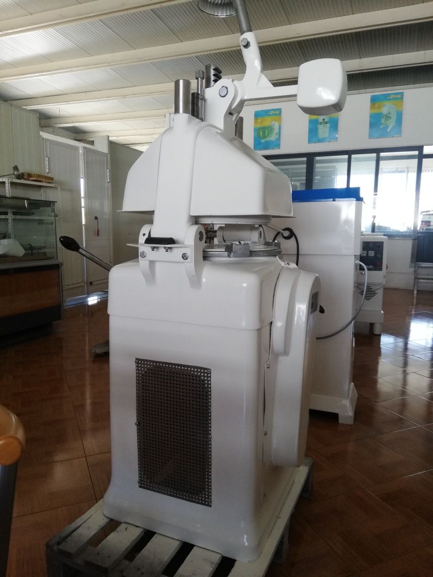 Divisora maquindal 30 unid