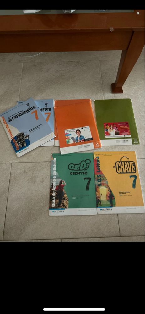 Livros de atividades