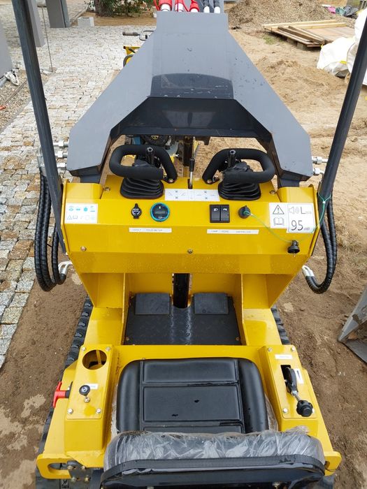 Miniładowarka gąsienicowa 13,5hp