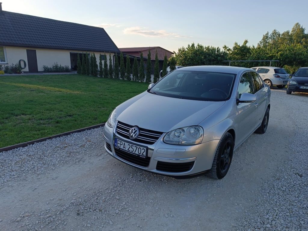 VW Jetta 1.6 GAZ 2005R.