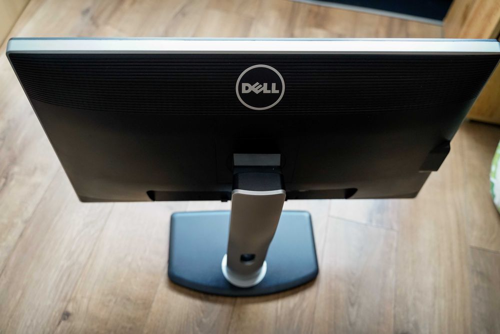 Monitor Dell UltraSharp U2713HM 27" – WQHD 2560x1440