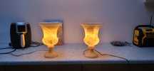Lampa alabastrowa w formie wazonu