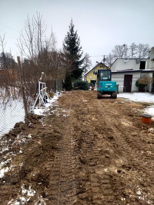 Usługi Mini koparka Ładowarka Transport