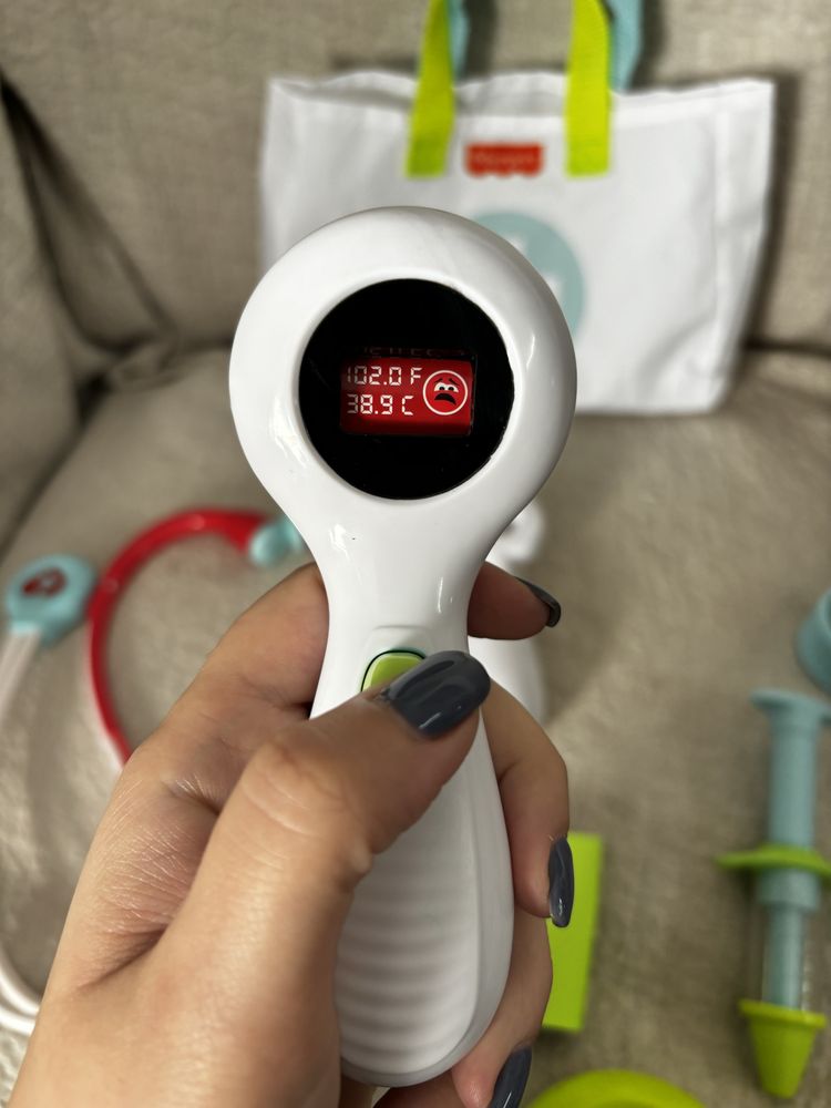 Brinquedo Kit Médico Fisher Price Mala médico