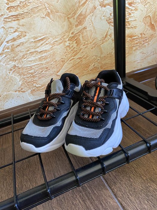 Дитяче взуття га хлопчика