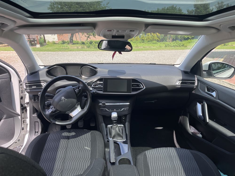 Peugeot 308 SW 1.6 BlueHDi 2014 rok