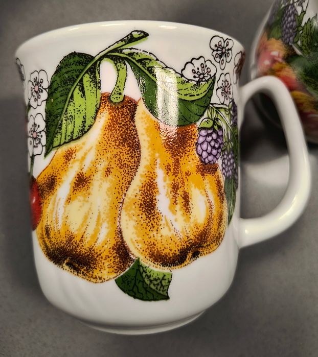 Kubek Chodzież prl 2szt. jabłko + gruszka