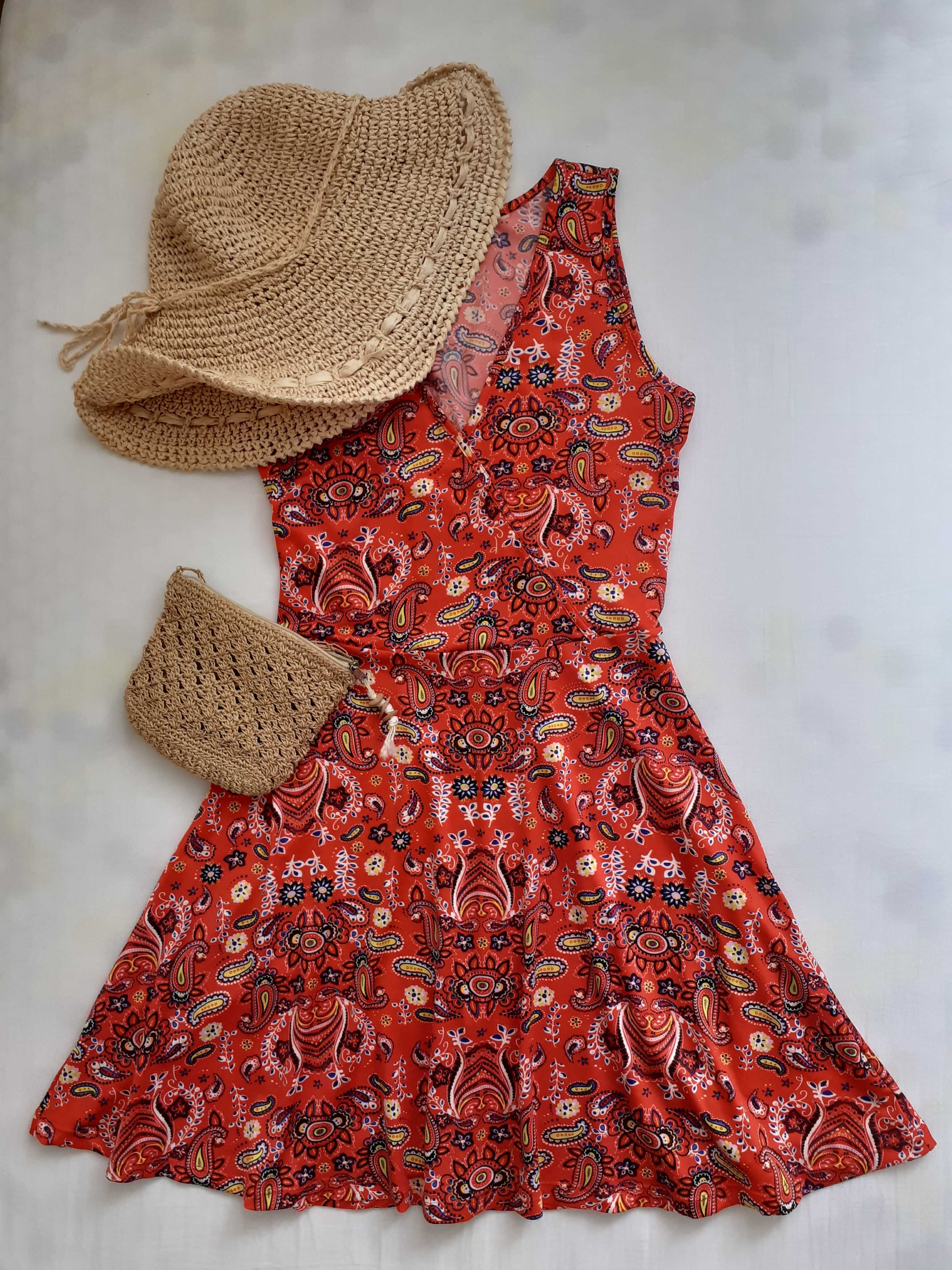 Sukienka, folklorystyczne kwiatowe wzory, żywe kolory, roz.S/M- Sinsay