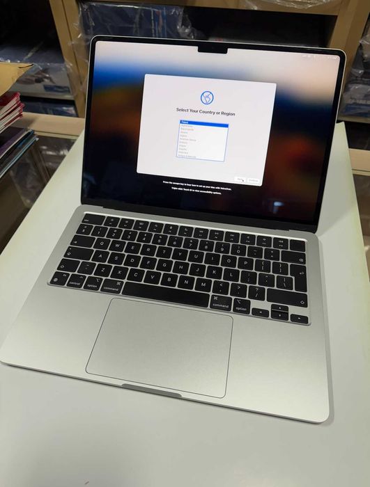Macbook Air M2 Srebrny