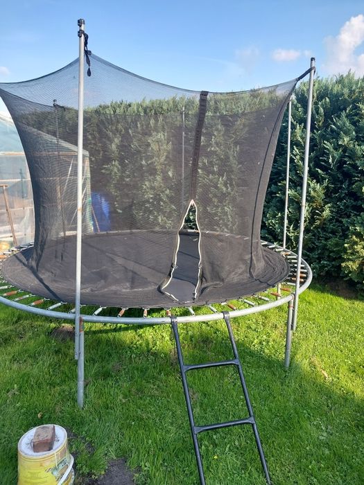 Trampolina ogrodowa
