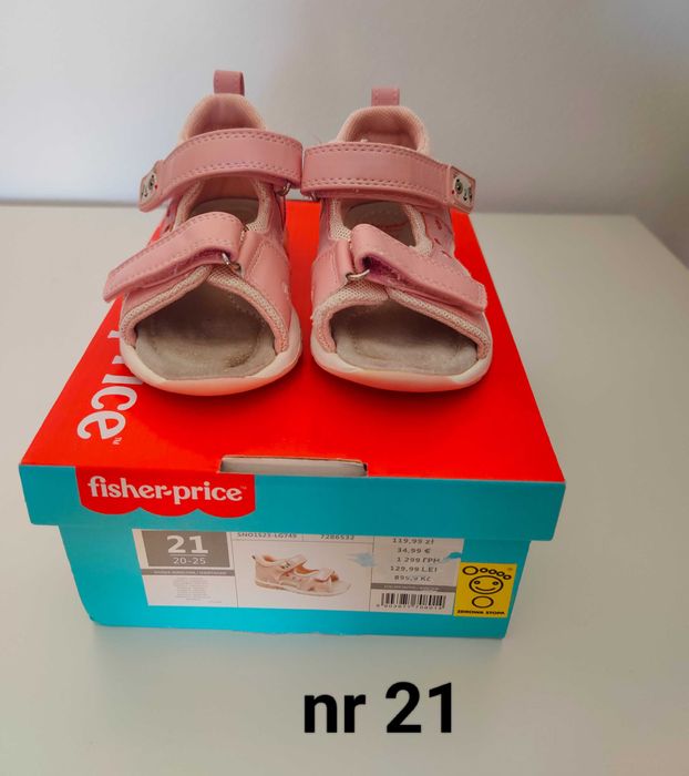 Sandálias em bom estado