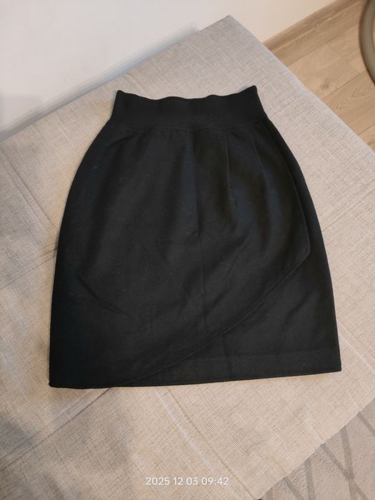 Spódnica 100%wełna lana firmy Joop