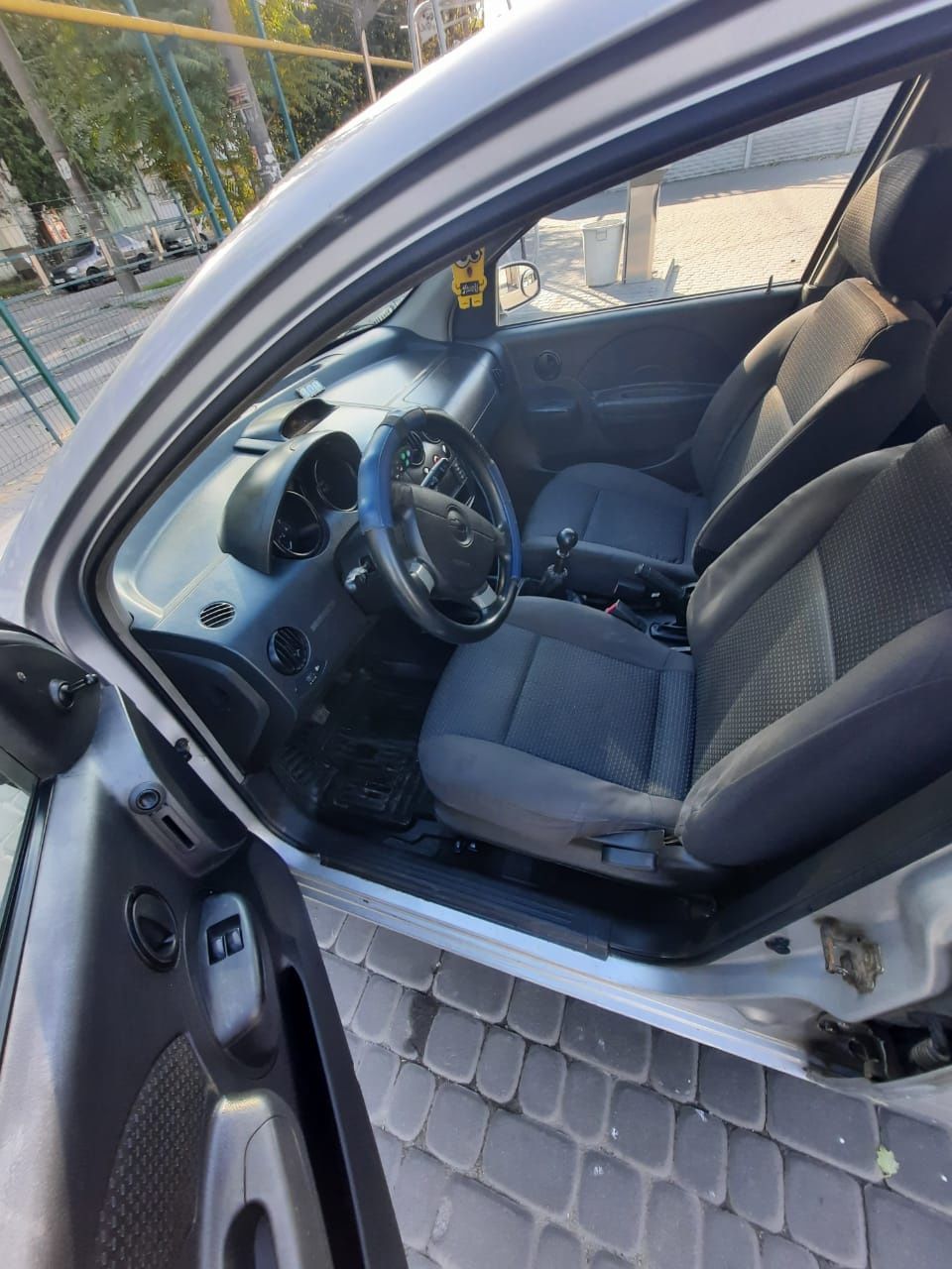 Автомобіль Chevrolet Aveo