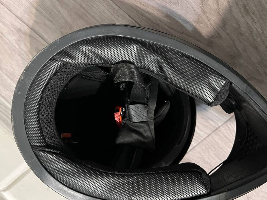 Продам шолом, розмір S