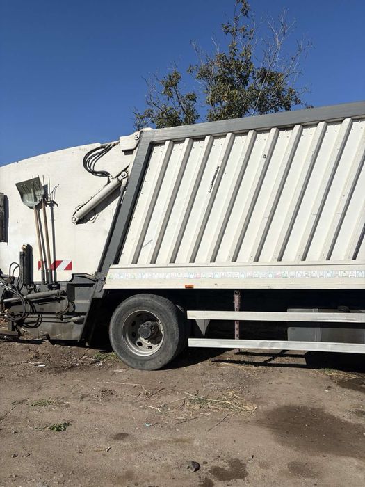 Сміттєвоз renault premium