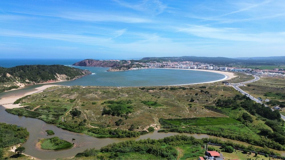 Terreno com projero aprovado em Salir do Porto