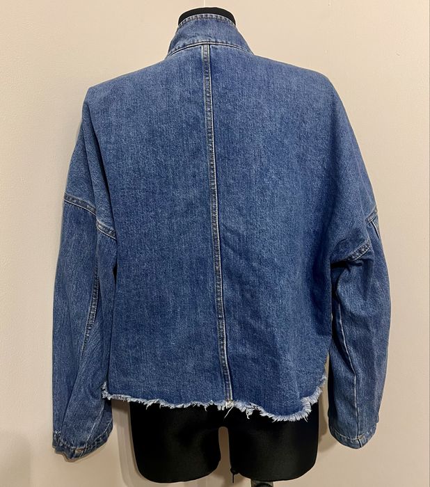 Джинсова оверсайз куртка ZARA з накладними кишенями