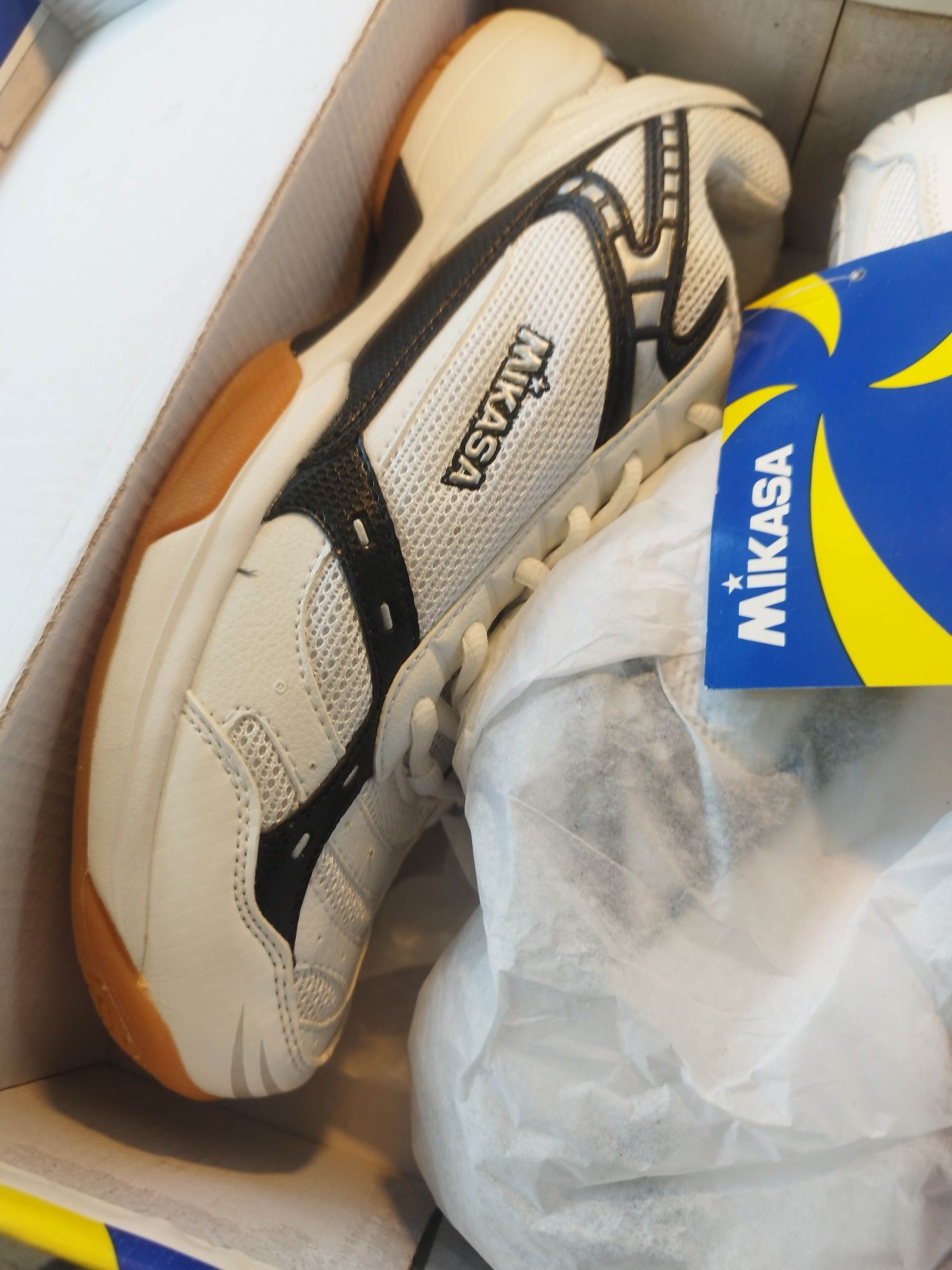 Mikasa nowe Buty do siatkówki, piłki noznej halowej