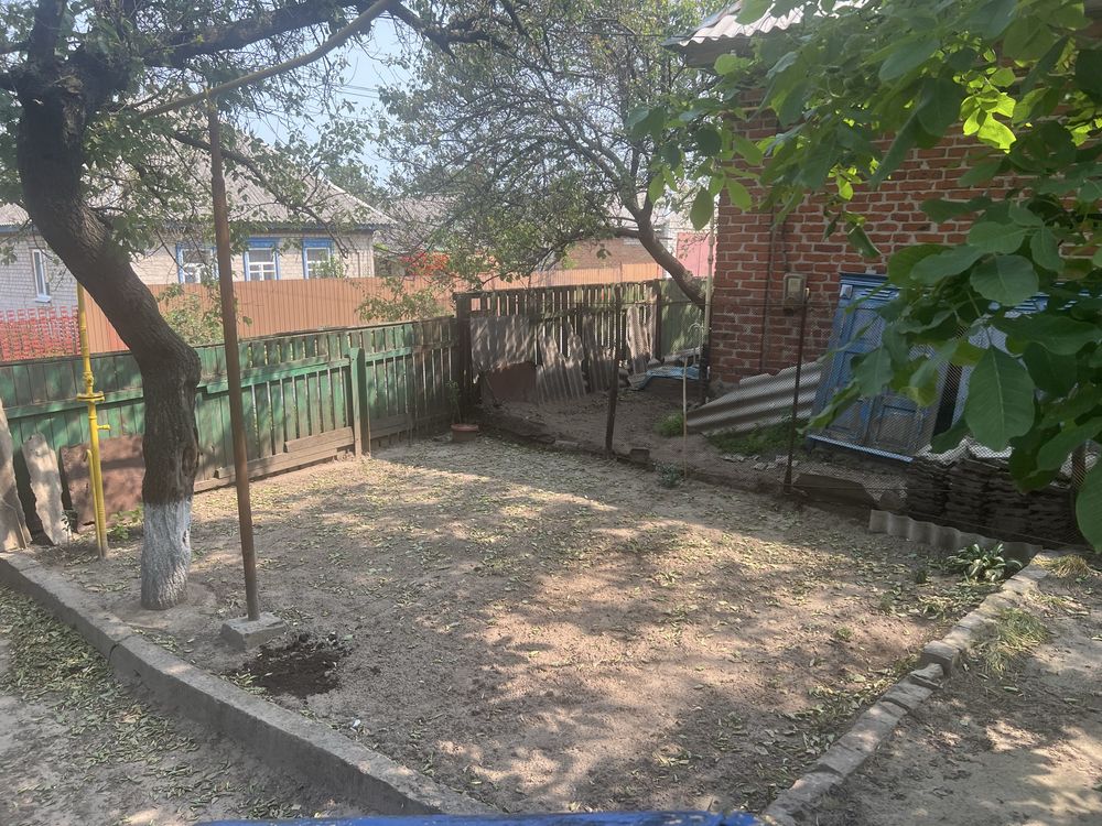Продам добротний будинок  район Крюків ( Кременчук)