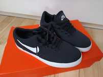 Nike tenisówki r.40