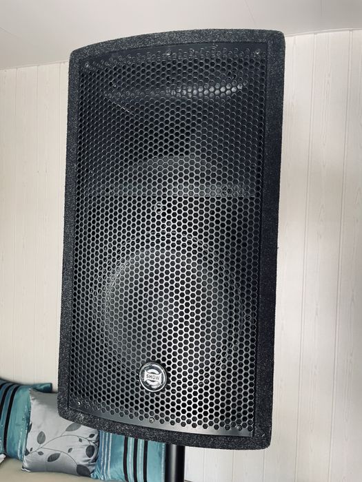 3 Colunas Show Passivas e amplificador 480W 2 tops 240W + 1 grave 600W