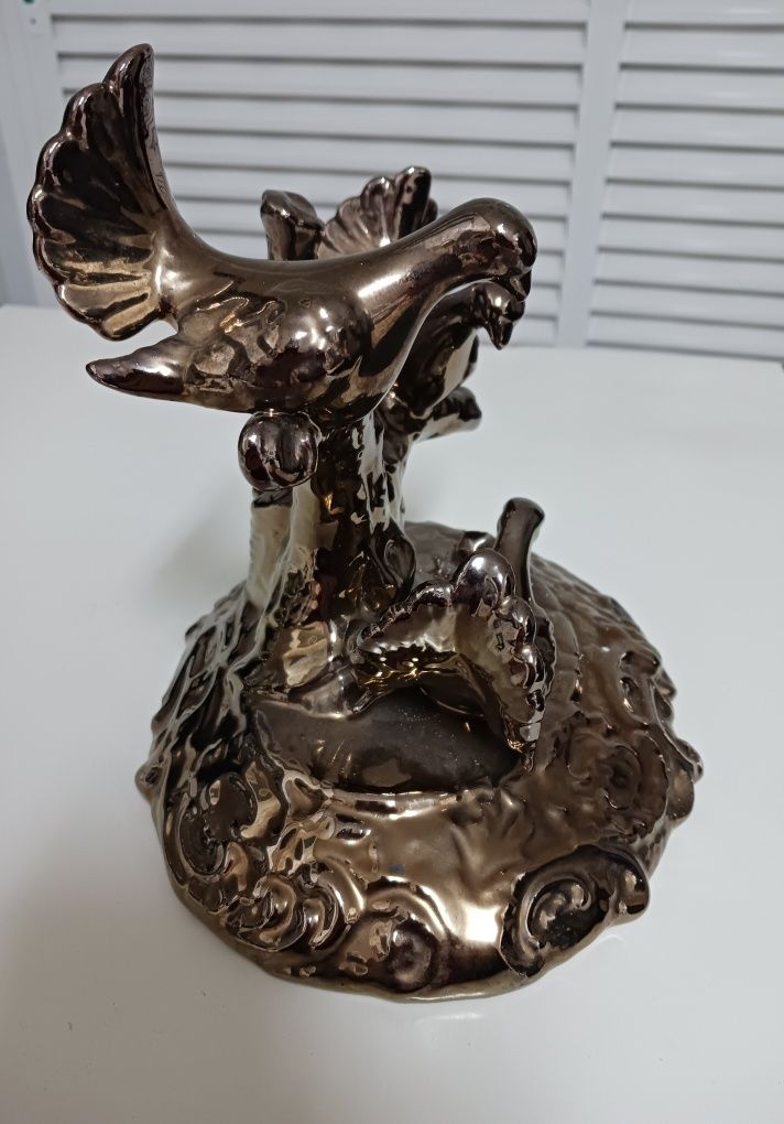Peça bronze decoração porcelana