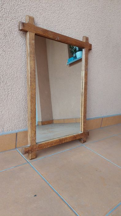 Lustro z drewnianą ramą PRL