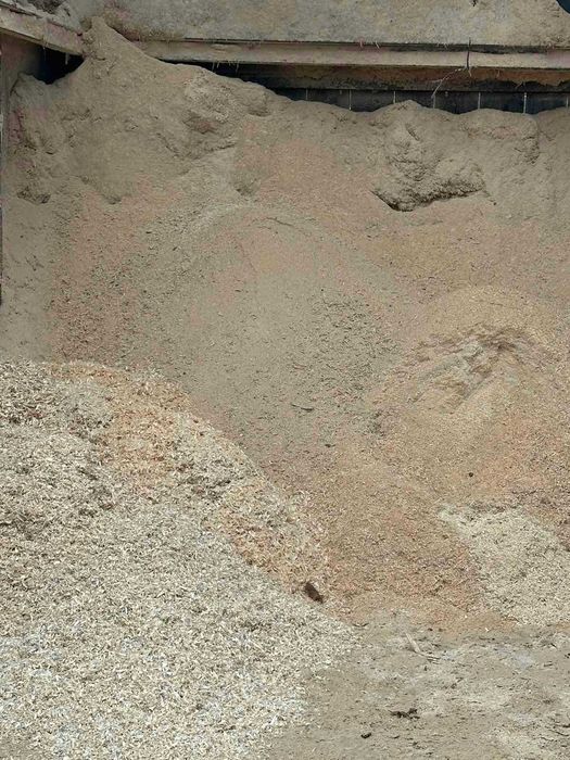 Тирса соснова, деревовідходи.