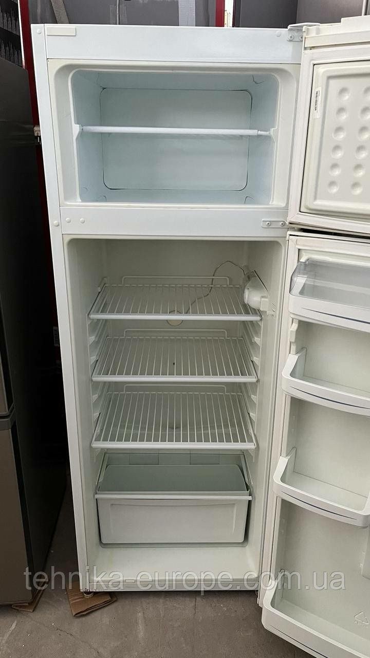 Продам холодильник Rainford  б/у
