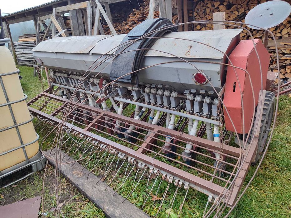 Сівалка зернова,навісна