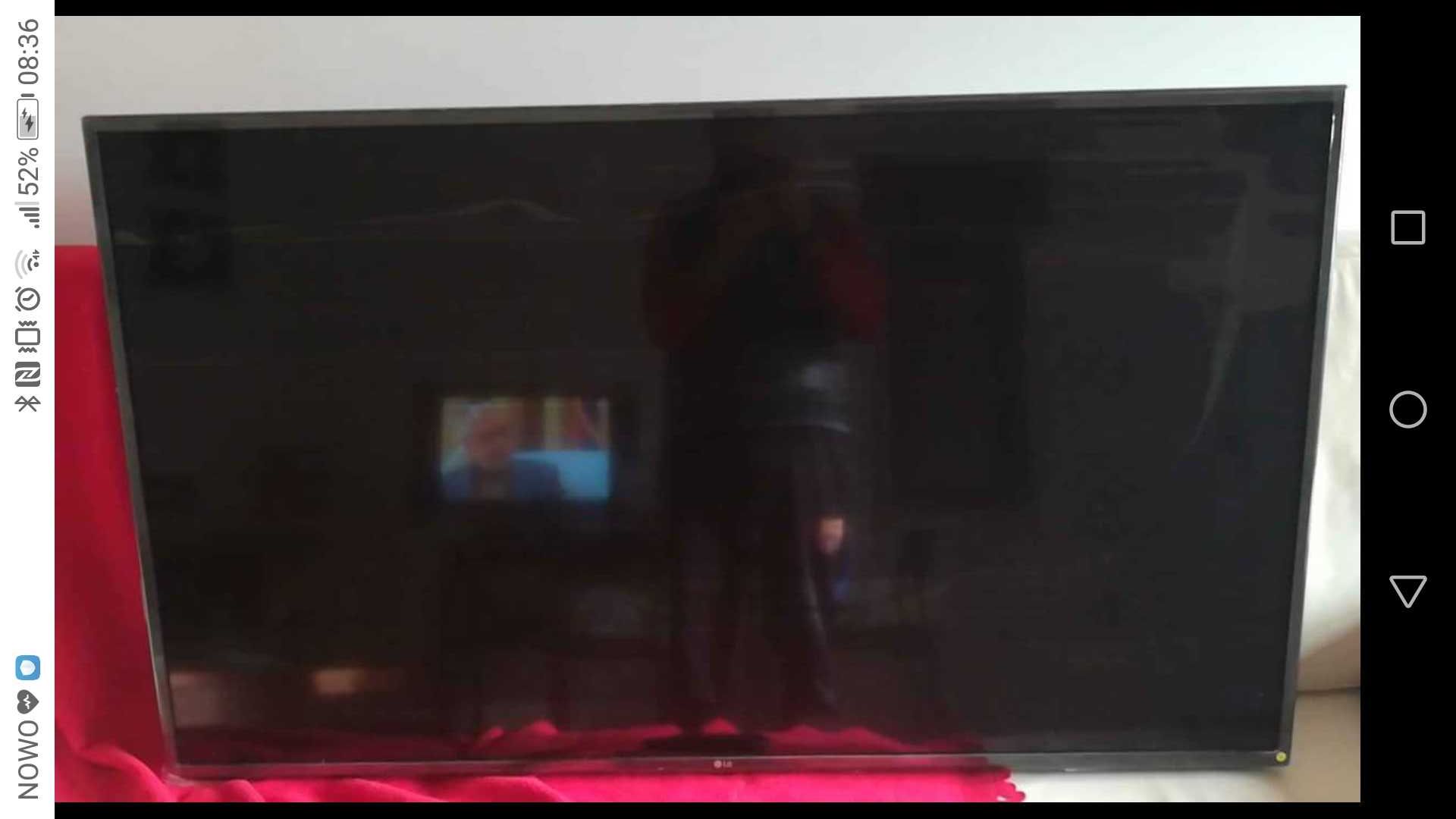 Tv LG com ecrã partido