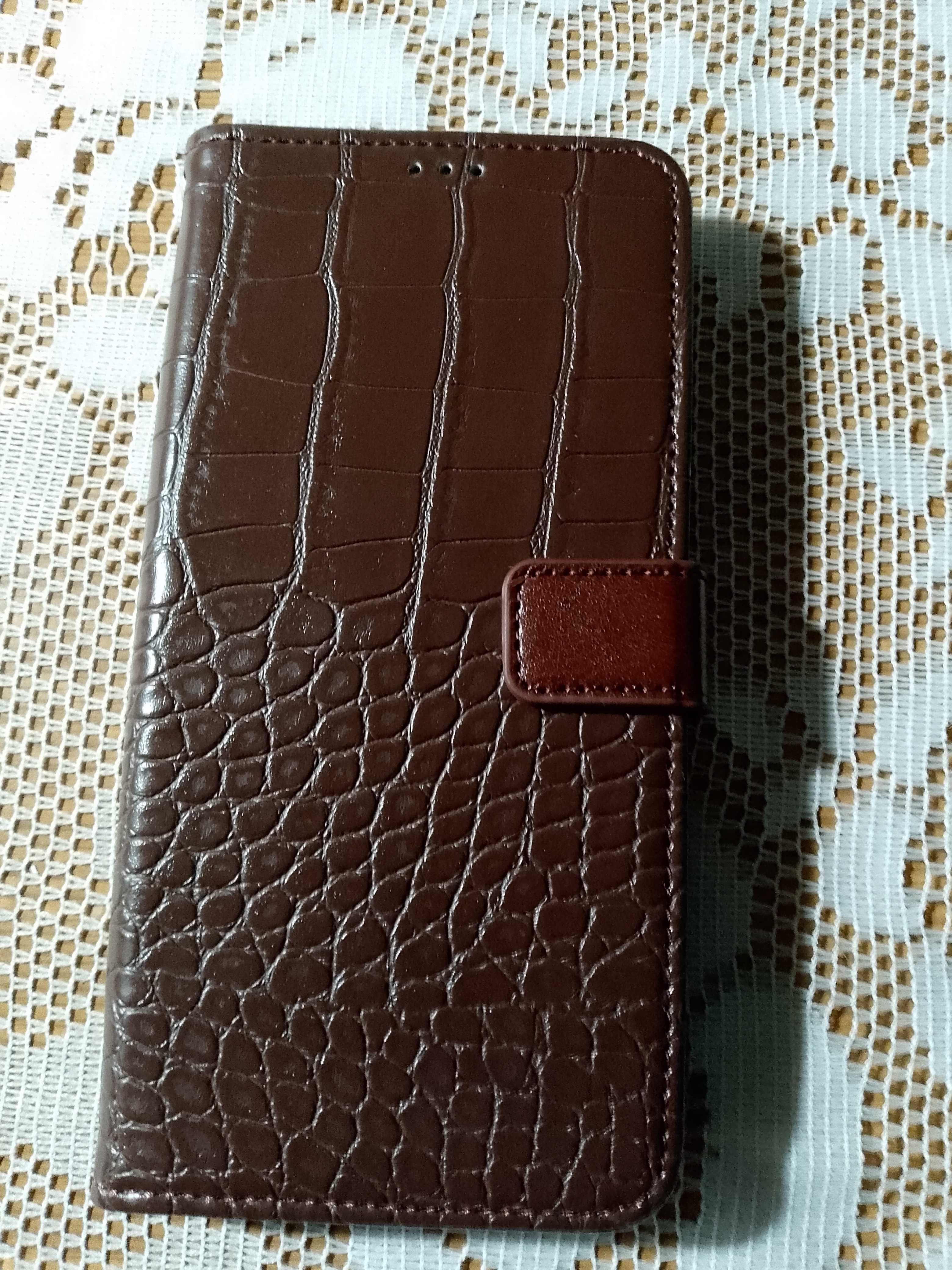 Etui na telefon z klapką ze skóry ekologicznej.Nowe