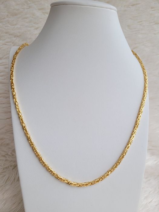 Złoty pozłacany naszyjnik łańcuszek kajdan splot królewski