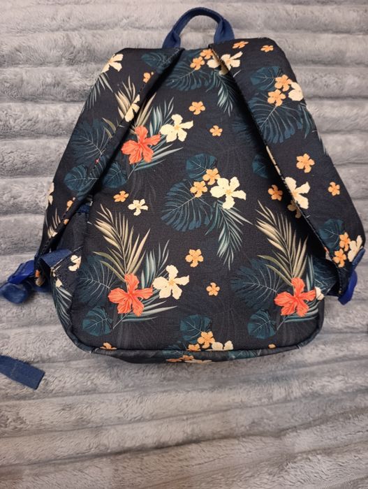 Рюкзак для девочки от 6 до 11 лет