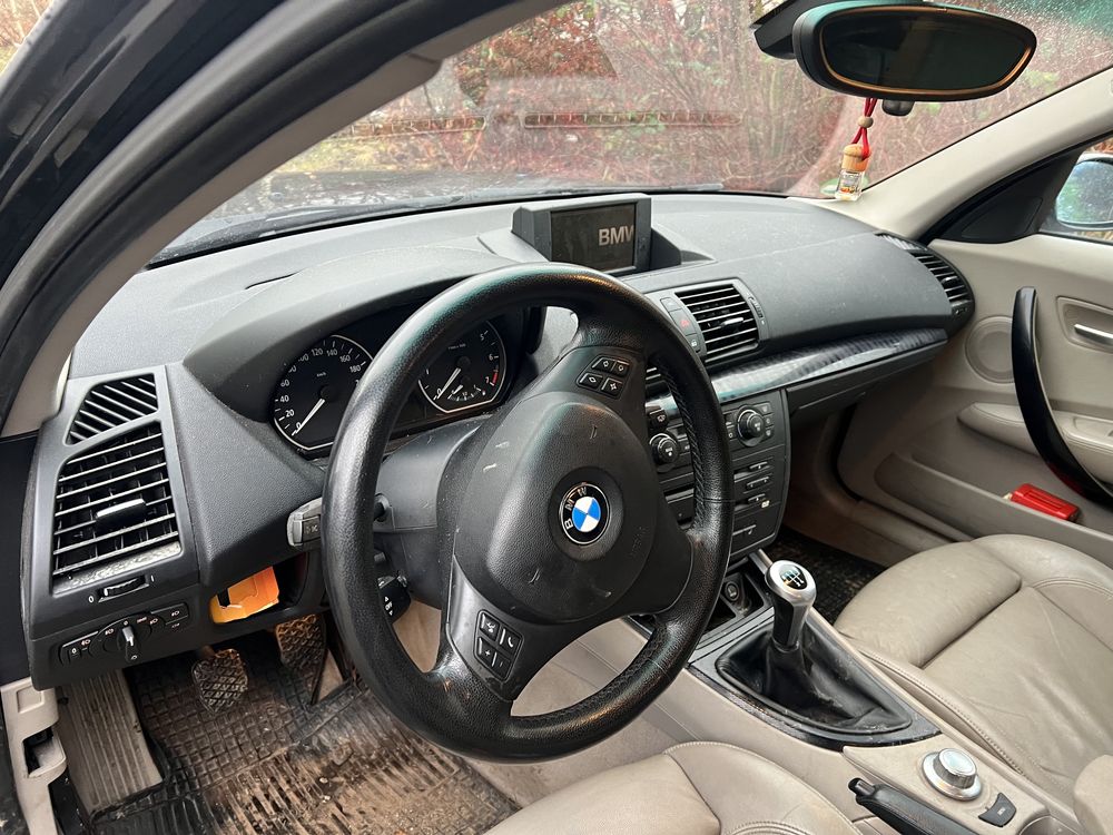BMW 118 E.87 по запчастинам 2004-2008 БМВ автошрот