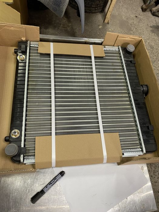 Радіатор мерседес 123 126 114 116 акпп і механіка