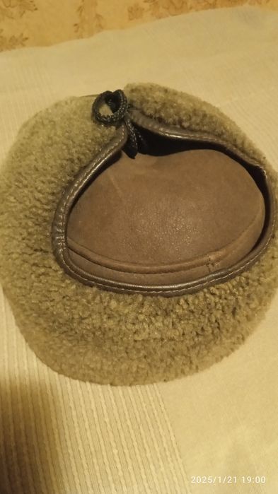 Продается шапка ушанка в отличном состоянии