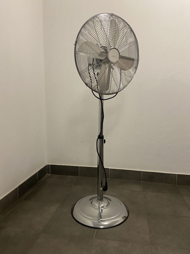 Wentylator AEG jak nowy