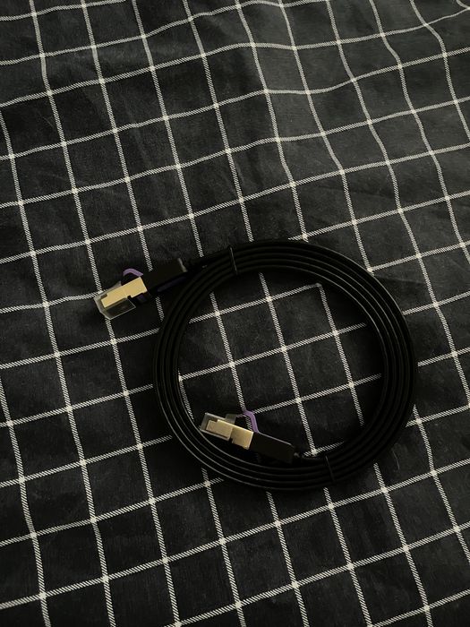 інтернет кабель для компʼютеру