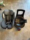 Fotelik obrotowy Britax Romer Dualfix 3 i-size + baza mocująca